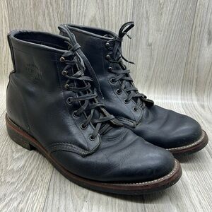 Chippewa Black Leather Boots Classic High-Top Design